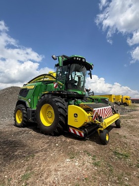 John Deere Feldhäcksler F9 500, Allrad, GPS, mit