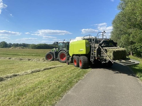 Claas Claas Ballenpresse Quadrant 5200 FC T+ST Lenkach 2