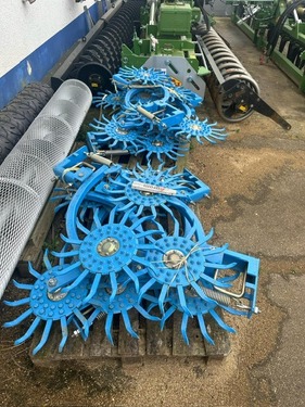 Sonstige Rollhacke 15m Yetter hydraulisch klappbar