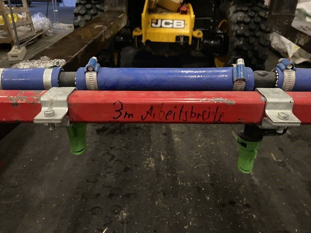 Sprühgestänge zum gleichmäßigen ausbringen 2