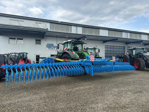 Sonstige Rollhacke 15m Yetter hydraulisch klappbar