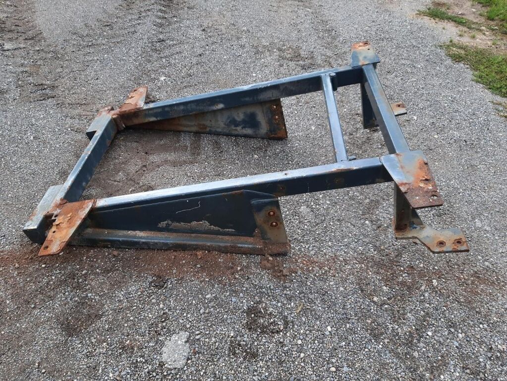 Küüer Weisser Aufbaurahmen für JCB 2155 und ande 1