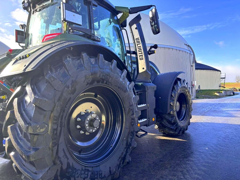 Valtra Valtra Q305 Rüfa Unlimited 3