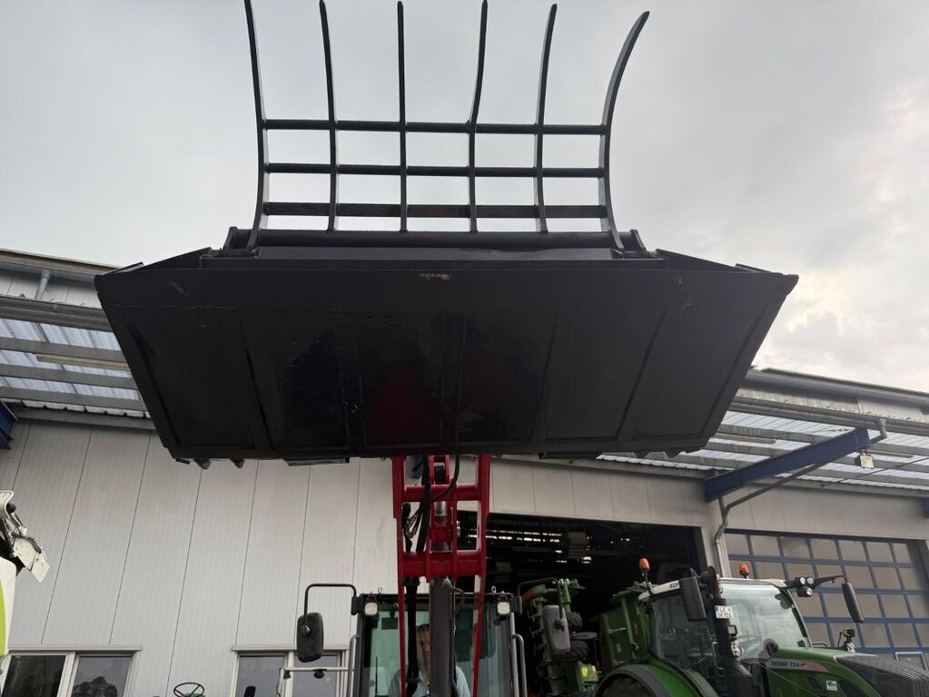 Stoll Greiferschaufel 1,7 m breit ca. 1 m³ EURO-Aufnah 3