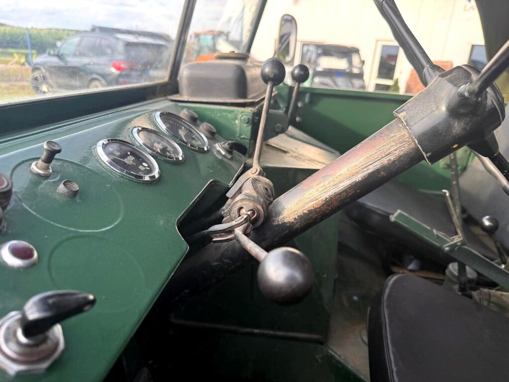 Mercedes Unimog U 411 komplett restauriert, FZ,  3