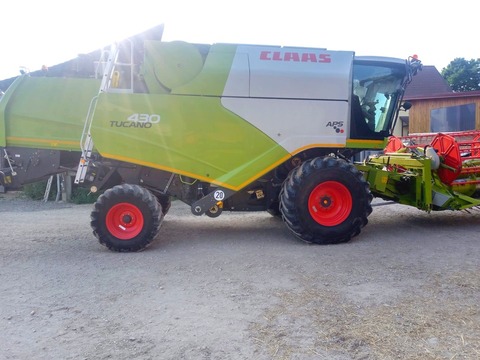 Claas Tucano 430 Auto Contour, 3D, Spreuverteile