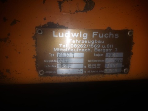 Fuchs Pumpfass gefedert 10.000 Liter 80,60,40 km/H