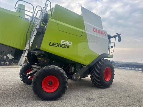 Claas Lexion 630 Zentralschmieranlage 3D