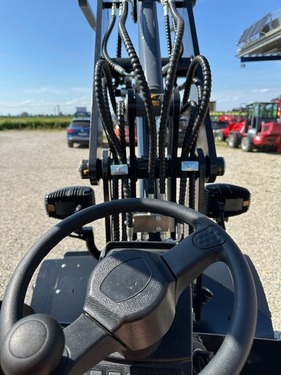 Toyo Toyo Radlader 836 II Bügel Black, 4. Steuerkreis 2