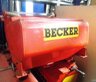 Becker 4x Becker Düngertank mit je zwei Ausläufen