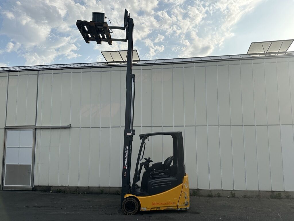 Jungheinrich EFG216K 2