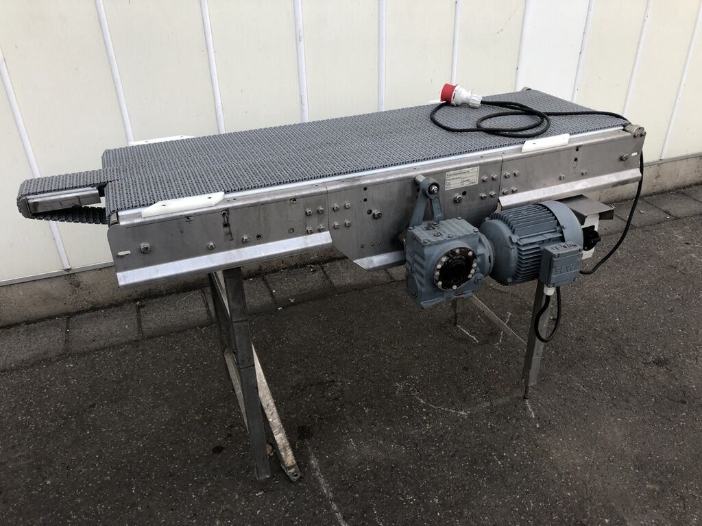 Plastic belt conveyor 2