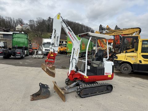 Takeuchi TB 016 Powertilt 2xSchaufeln