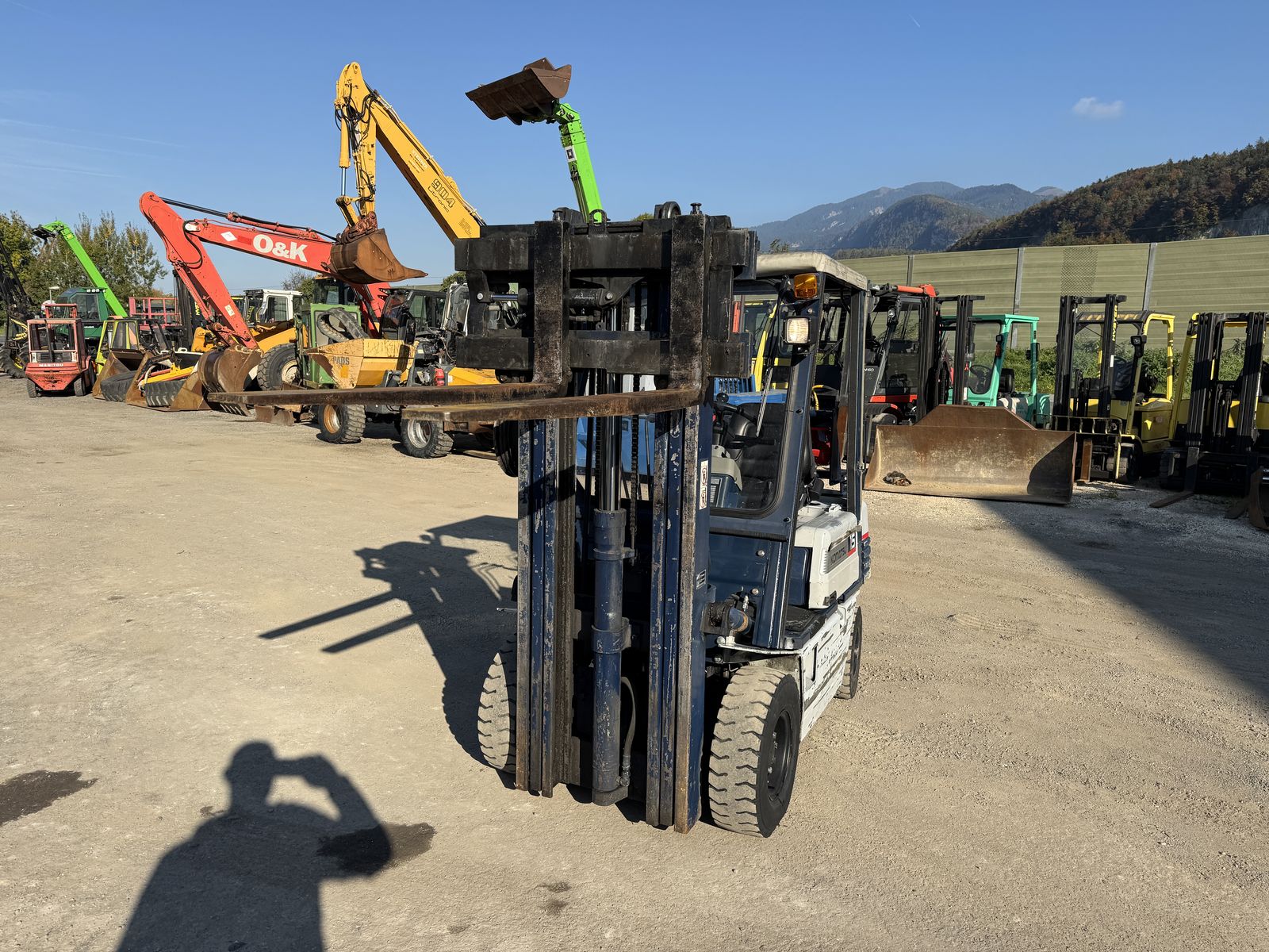 Komatsu 18-15 Triplex Mast Freihub Mast Top Zustand 3
