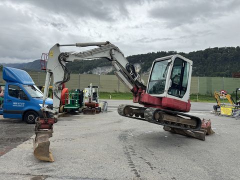 8643-a401cdfc04b9f6d9b0b592158e5d2c0f-6058111