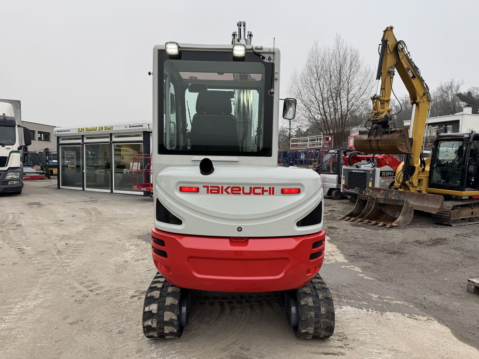 Takeuchi TB 235-2 Powrtilt 3xSchaufeln Top 3