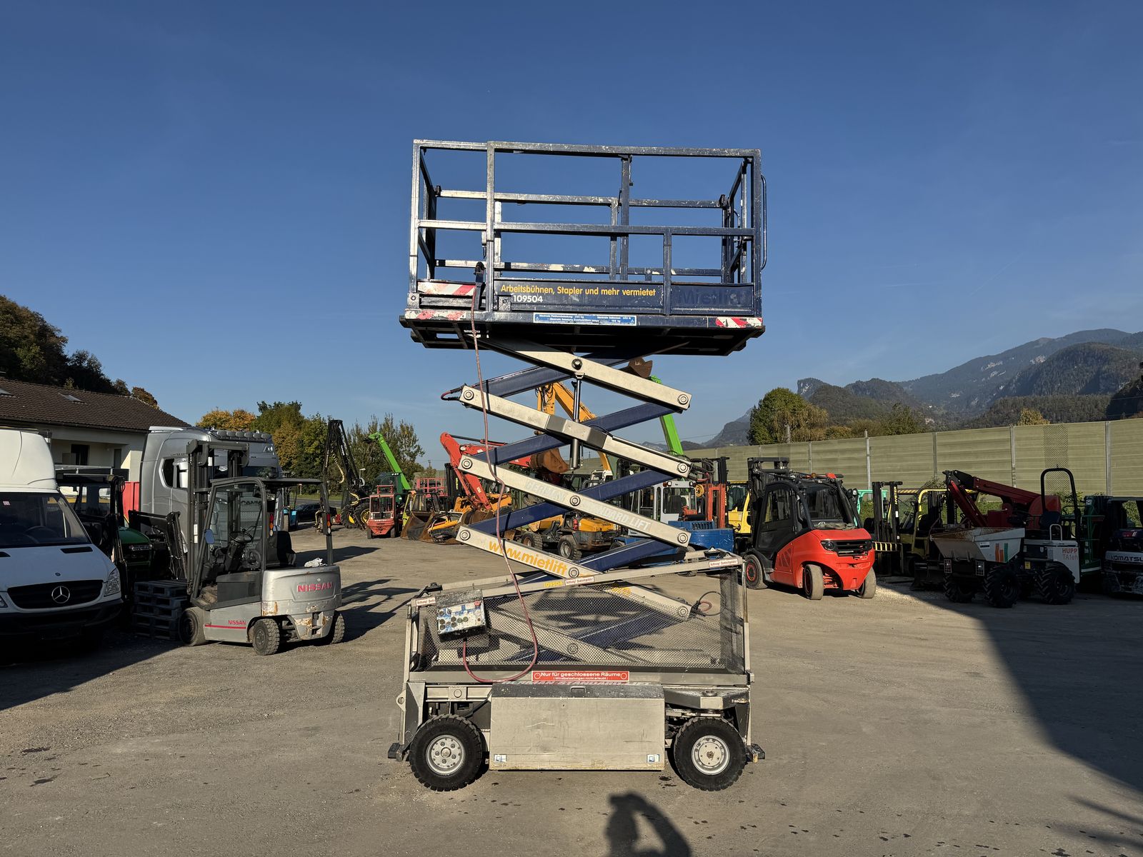 GLS German Standar Lift S 75 E 10 Hubarbeitsbühn 2