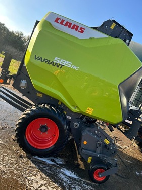 Claas Variant 585 RC