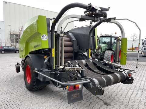 CLAAS Rollant 454 Uniwrap