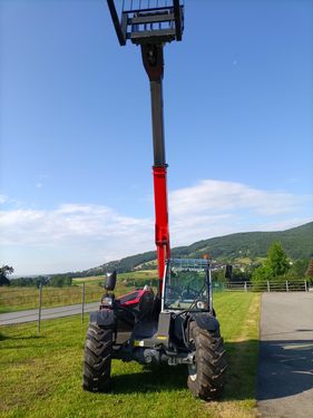 Massey Ferguson TH.7038 S5 Efficient