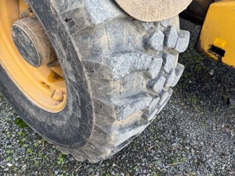 Caterpillar TH 407 CAG 40 KM Verreiker 2