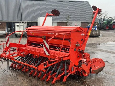 Kuhn HRB 303 Kuh integ2 Zaaimachine Zaaicombinatie 3