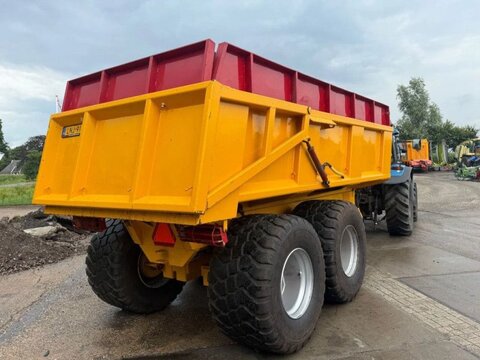 / Baas Grond dumper Kipper Grondkar 22 tons 3