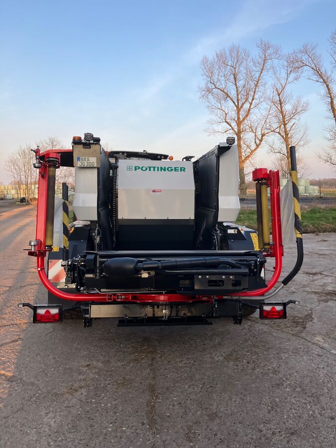 Pöttinger IMPRESS 3130 FC PRO 3