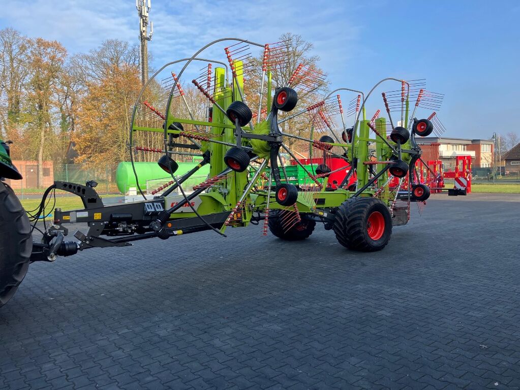 Claas LINER 4800 BUSINESS 1