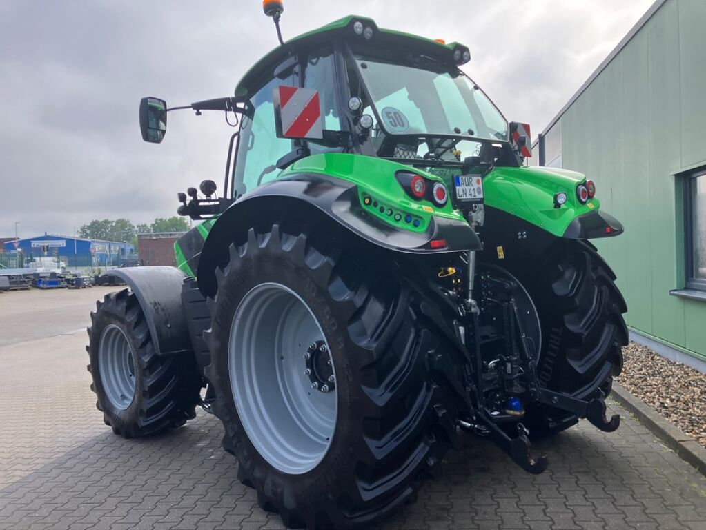 Deutz Fahr 6215 AGROTRON TTV 3