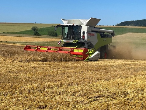 Claas Trion 730