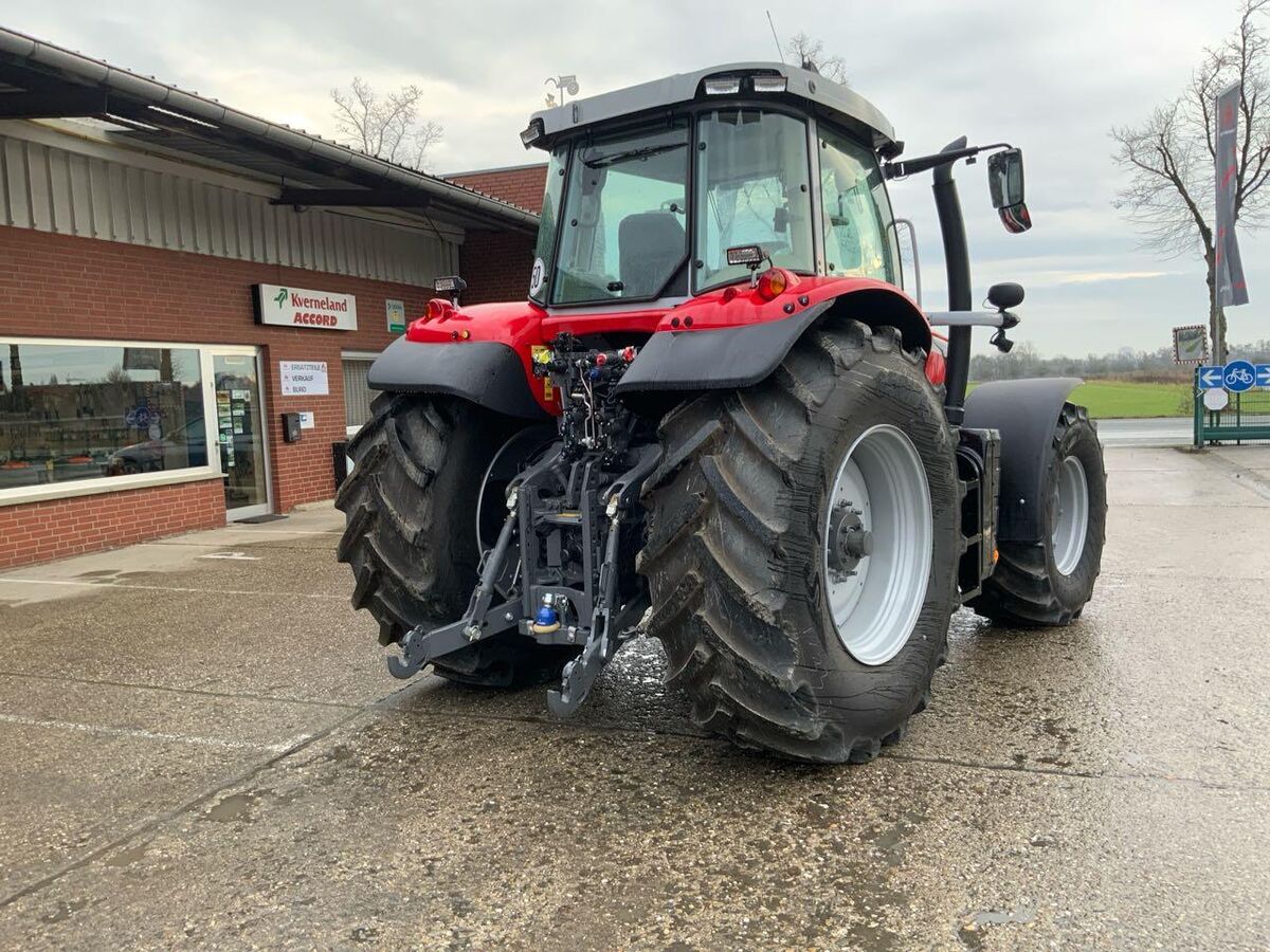 Massey Ferguson MF 7S.210 DVT 2