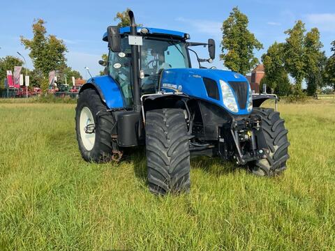 New Holland T7.220 AutoCommand