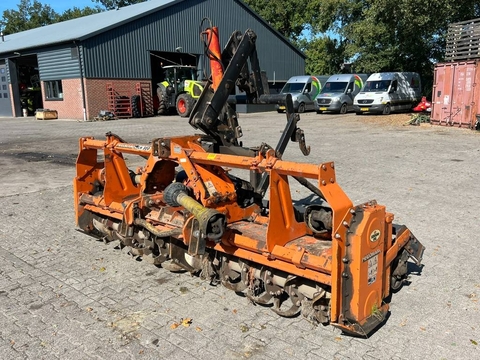 Pegoraro LH 300 frees