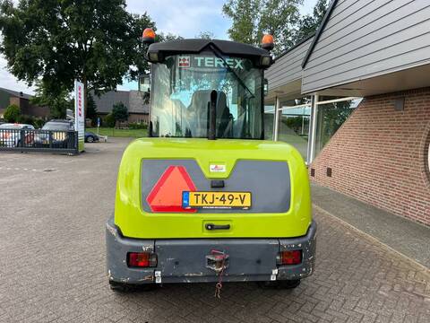 8688-181d68d529943e4750661a34585d0cc1-6057697