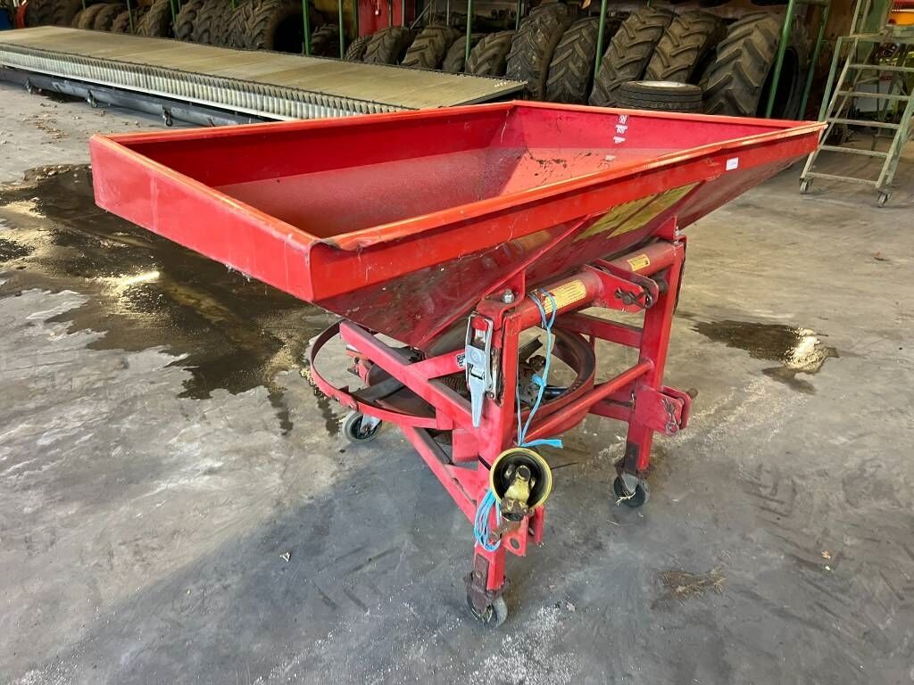 Lely 1500 kunstmest strooier 2