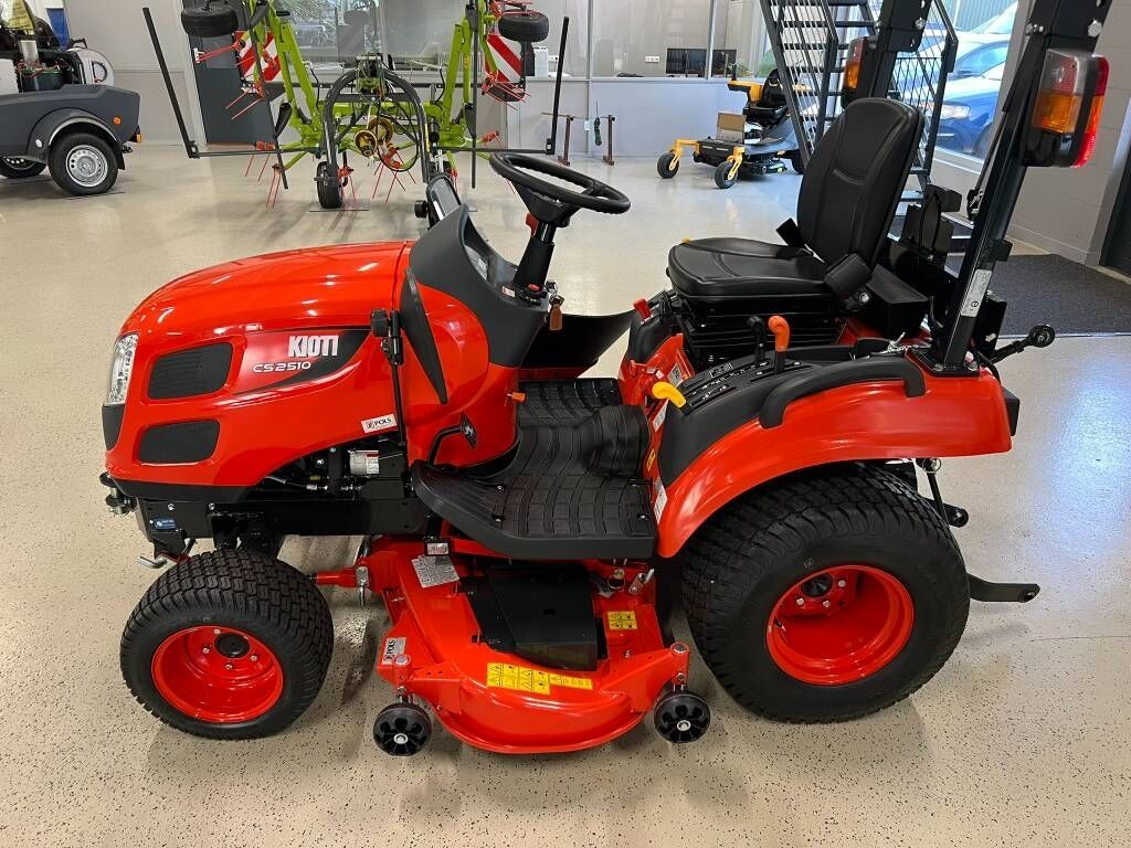 Kioti CS 2510 HST 2