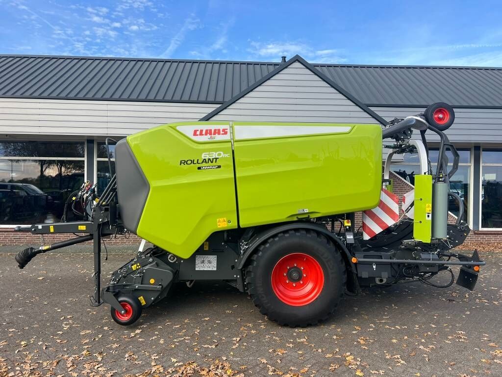 Claas Rollant 630 RC Uniwrap 2