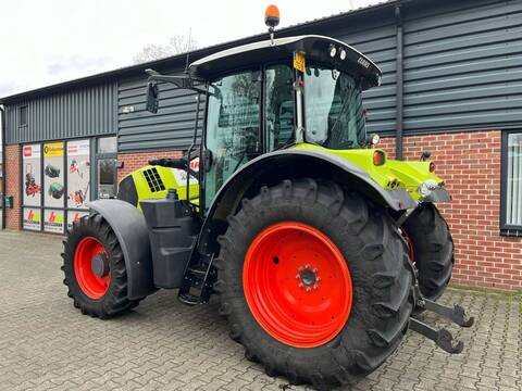 CLAAS Arion 620 CIS