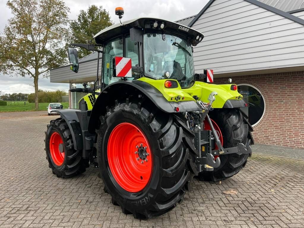 Claas Arion 530 CIS+ 3