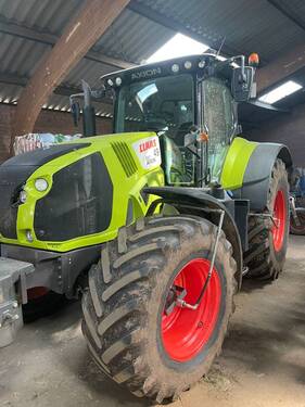 <strong>CLAAS Axion 810 Cmat</strong><br />