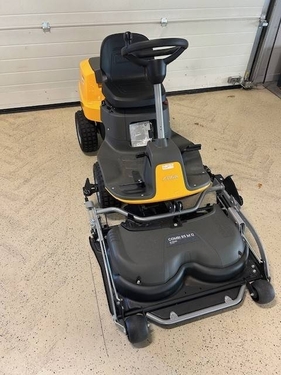 Stiga Park 300 lc Frontmaaier 2