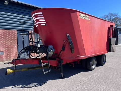 Sonstige Voermengwagen