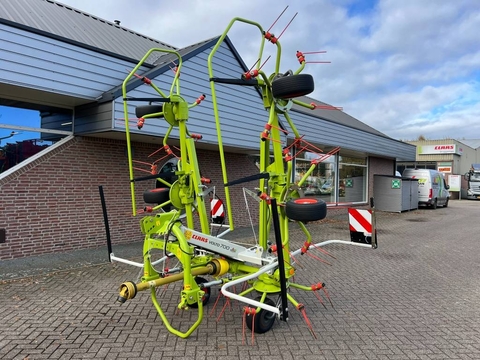 CLAAS Volto 700