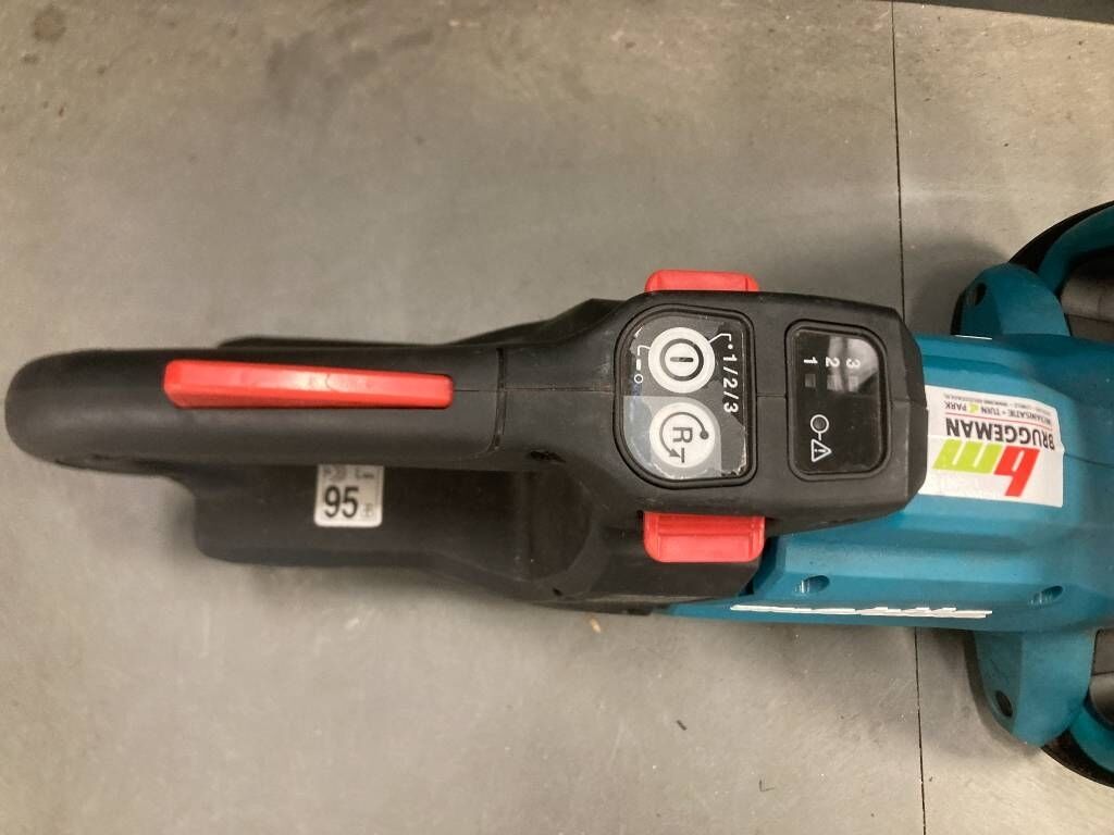 Makita Uh009g 2