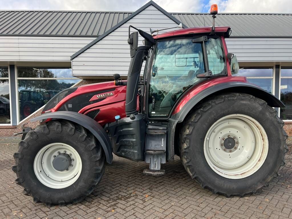 Valtra T 174 Versu 2