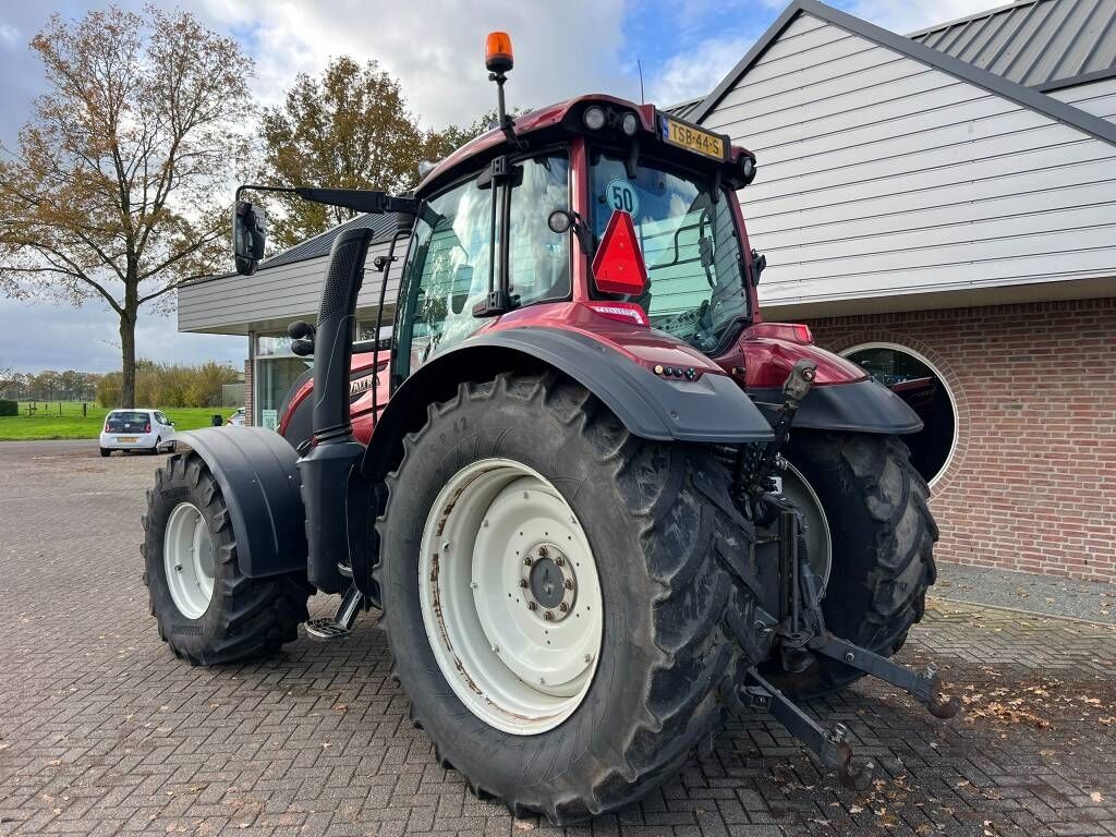 Valtra T 174 Versu 3