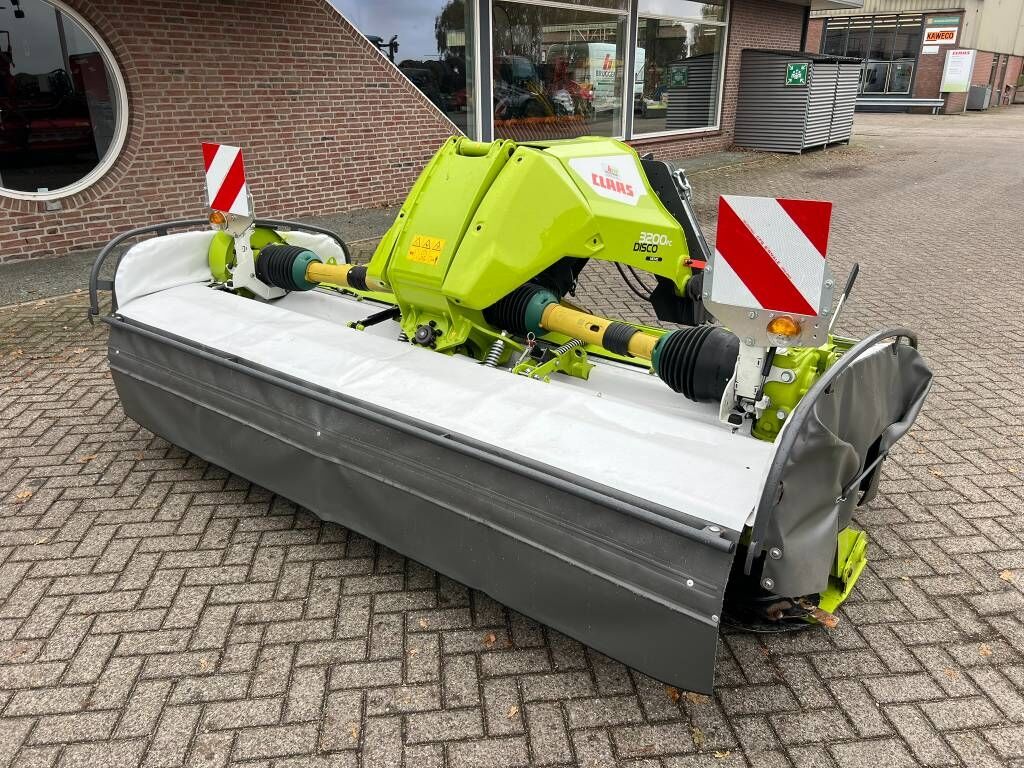 Claas Disco 3200 FC Move 1