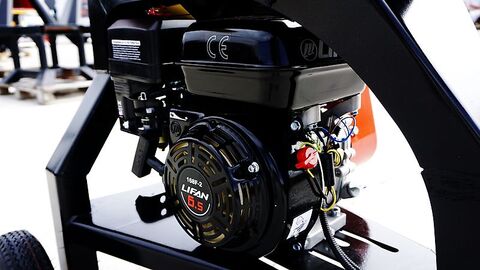 Remet Holzhacker RS 80 | Benzinmotor | 4 Messer