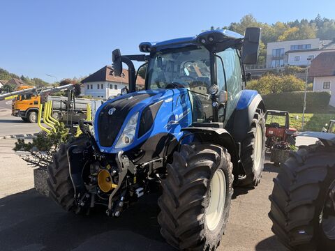 New Holland T5.120 Auto Command (Stage V)